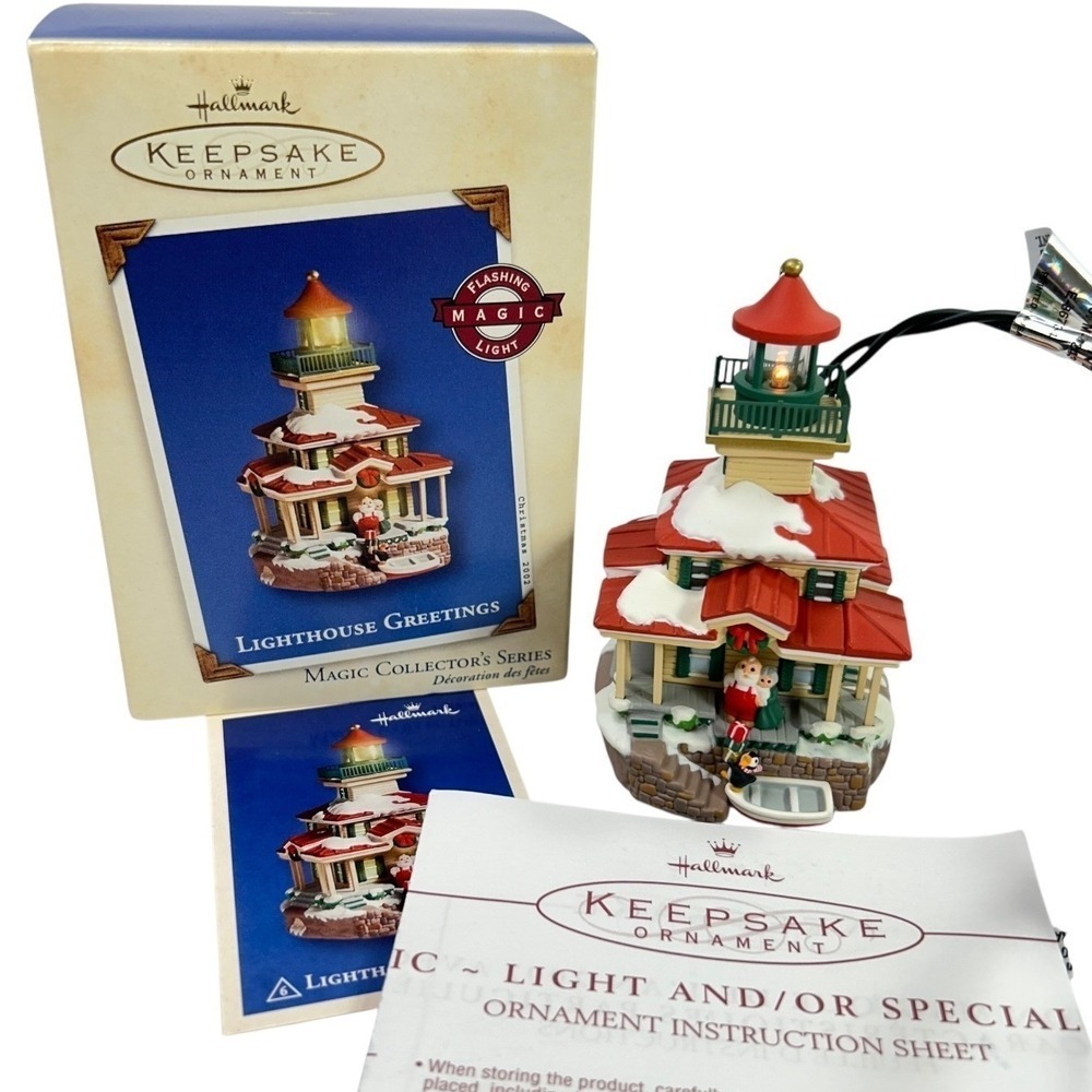 Hallmark LIGHTHOUSE GREETINGS #6 Keepsake Ornament 2002 Lights Up